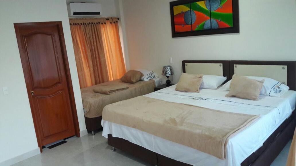 Hotel La Fuente J.N La Macarena Ngoại thất bức ảnh