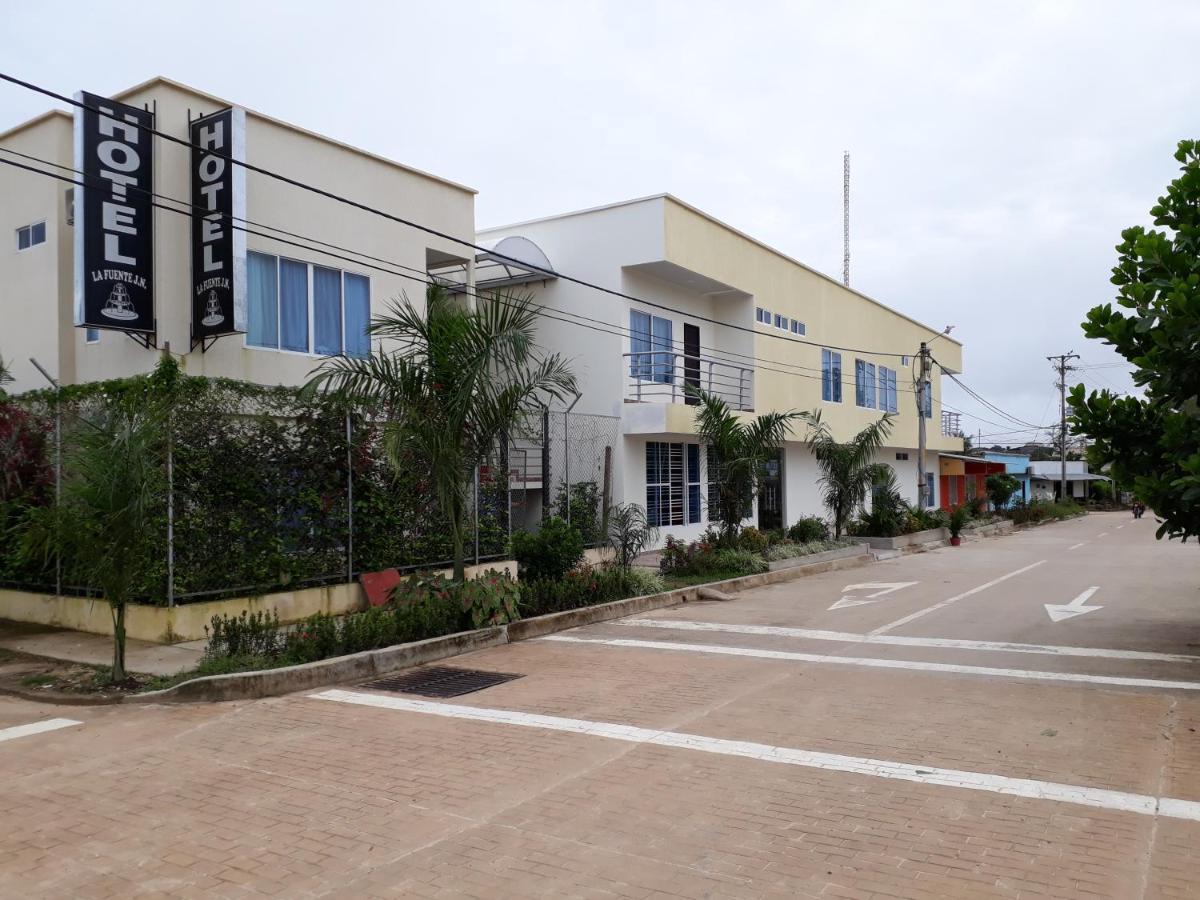 Hotel La Fuente J.N La Macarena Ngoại thất bức ảnh